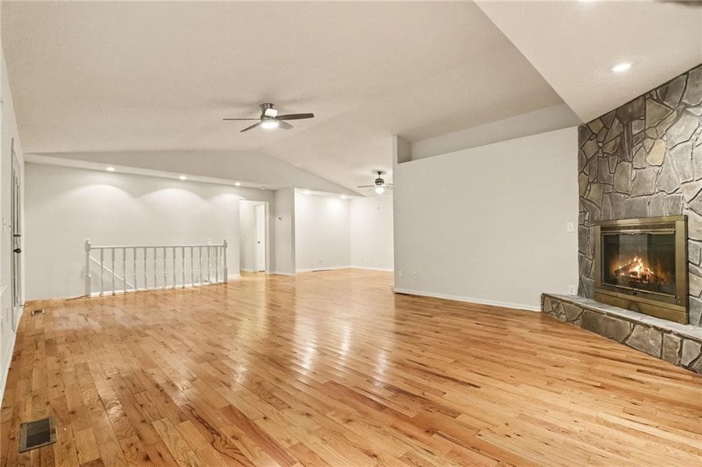 3 bedroom, 3 bathroom, 2,696 sq ft single family residence for sale at 241 Moss Cove Road, Blairsville, GA 30512 — photo 10