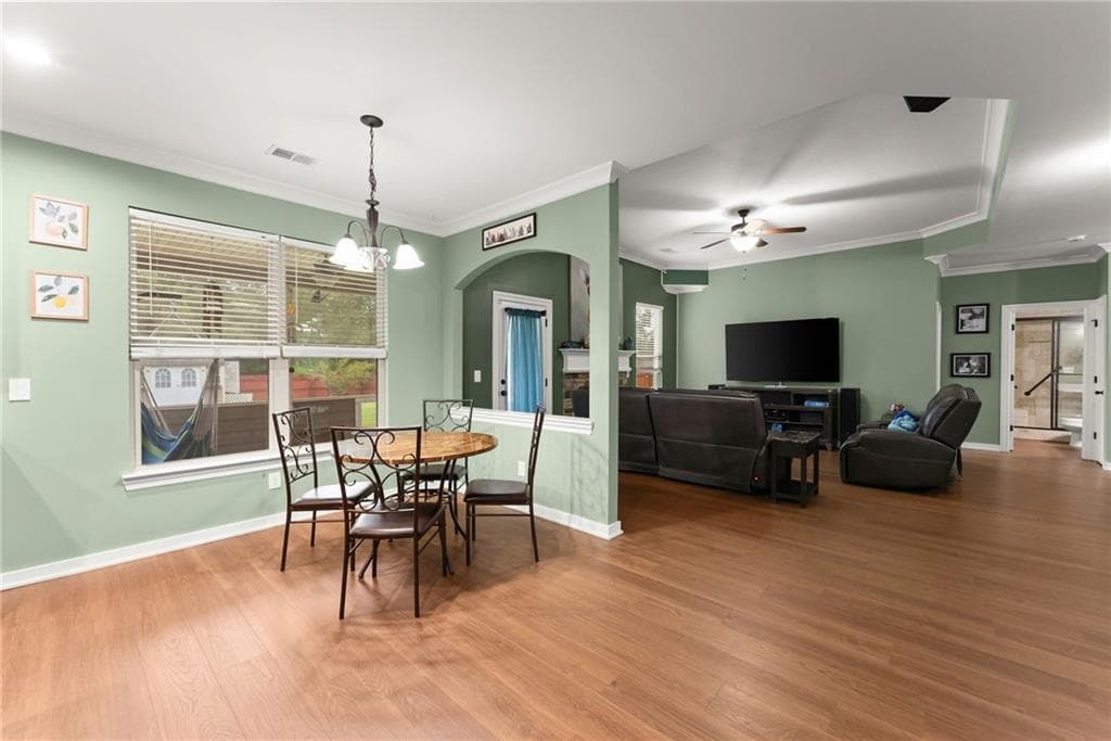 5 bedroom, 4 bathroom, 3,060 sq ft single family residence for sale at 521 Georgia Circle, Loganville, GA 30052 — photo 4