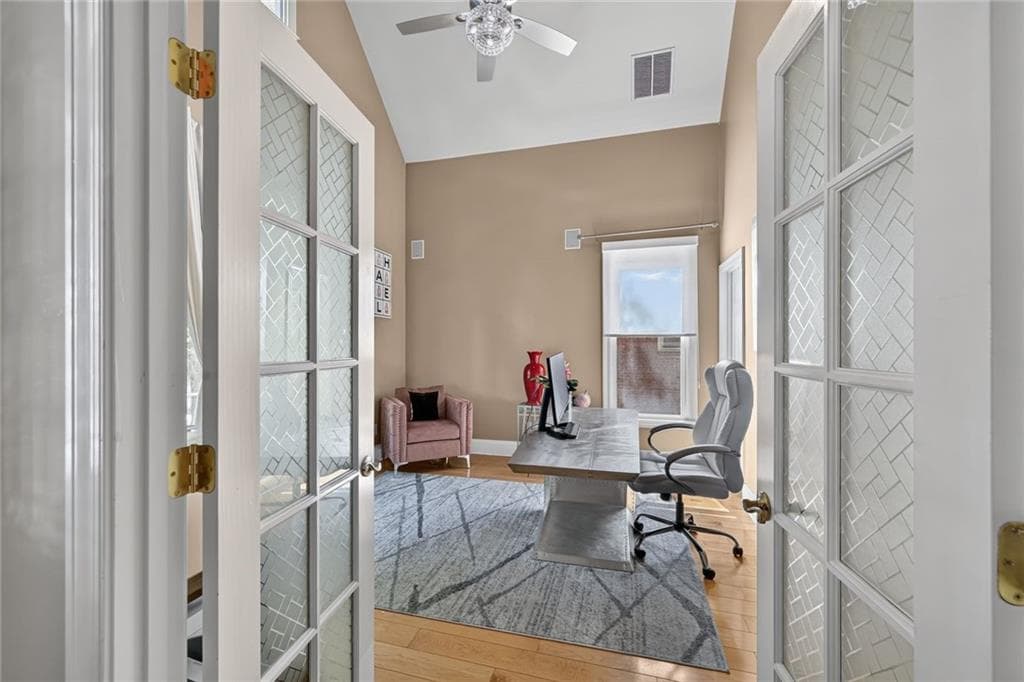 4 bedroom, 4 bathroom, 4,640 sq ft single family residence for sale at 4160 Gateswalk Drive, Smyrna, GA 30080 — photo 4