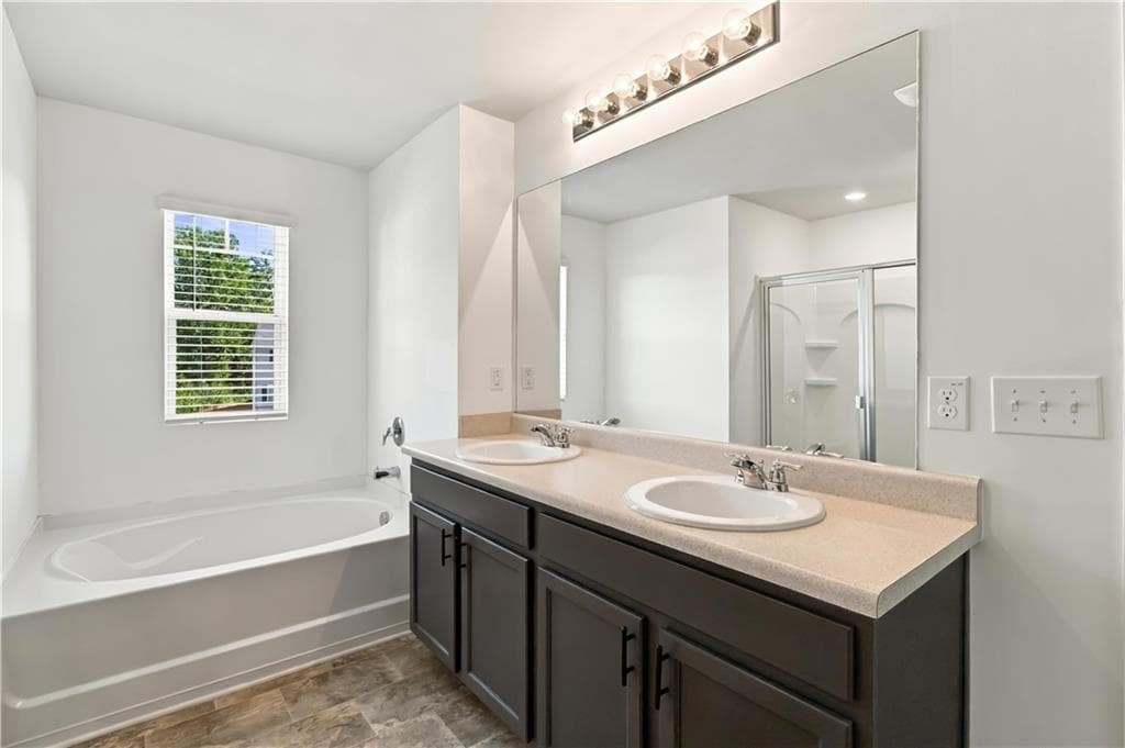 5 bedroom, 3 bathroom, 2,556 sq ft single family residence for sale at 25 Lena Court, Covington, GA 30016 — photo 10