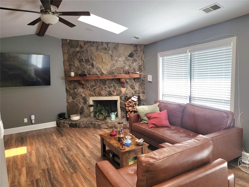 3 bedroom, 2 bathroom, 1,844 sq ft single family residence for rent at 5104 Carole Place, Stone Mountain, GA 30087 for $1,950 a month — photo 5