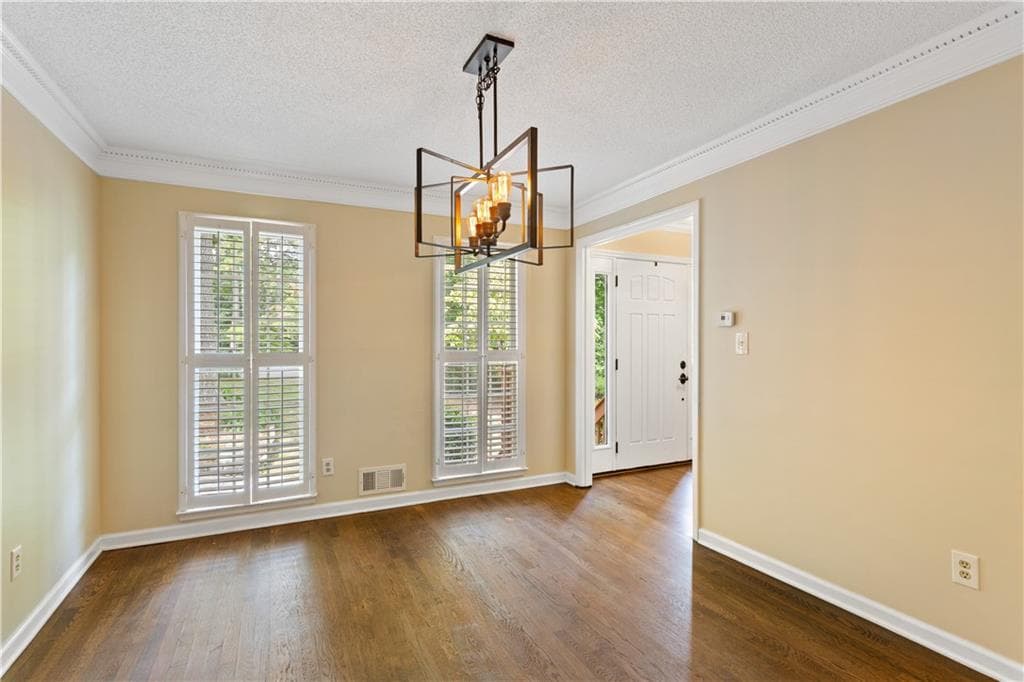 3 bedroom, 3 bathroom, 2,004 sq ft single family residence for sale at 303 Gantt Trc, Woodstock, GA 30188 — photo 7