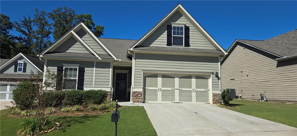 4 bedroom, 3 bathroom, 2,057 sq ft single family residence for rent at 251 Jefferson Avenue, Canton, GA 30114 for $2,350 a month — photo 1 of 22