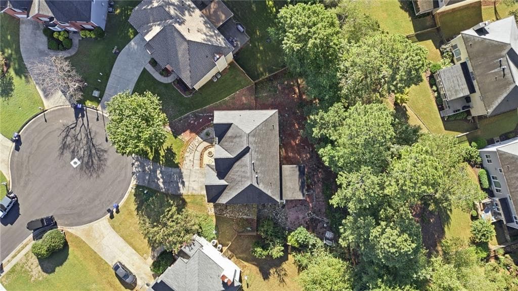 5 bedroom, 4 bathroom, 4,663 sq ft single family residence for sale at 1832 Shores Ridge Court, Suwanee, GA 30024 — photo 4