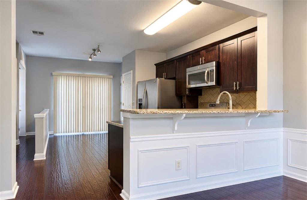 3 bedroom, 3 bathroom, 1,364 sq ft townhouse for rent at 3087 Commonwealth Way, Milton, GA 30004 for $2,399 a month — photo 5