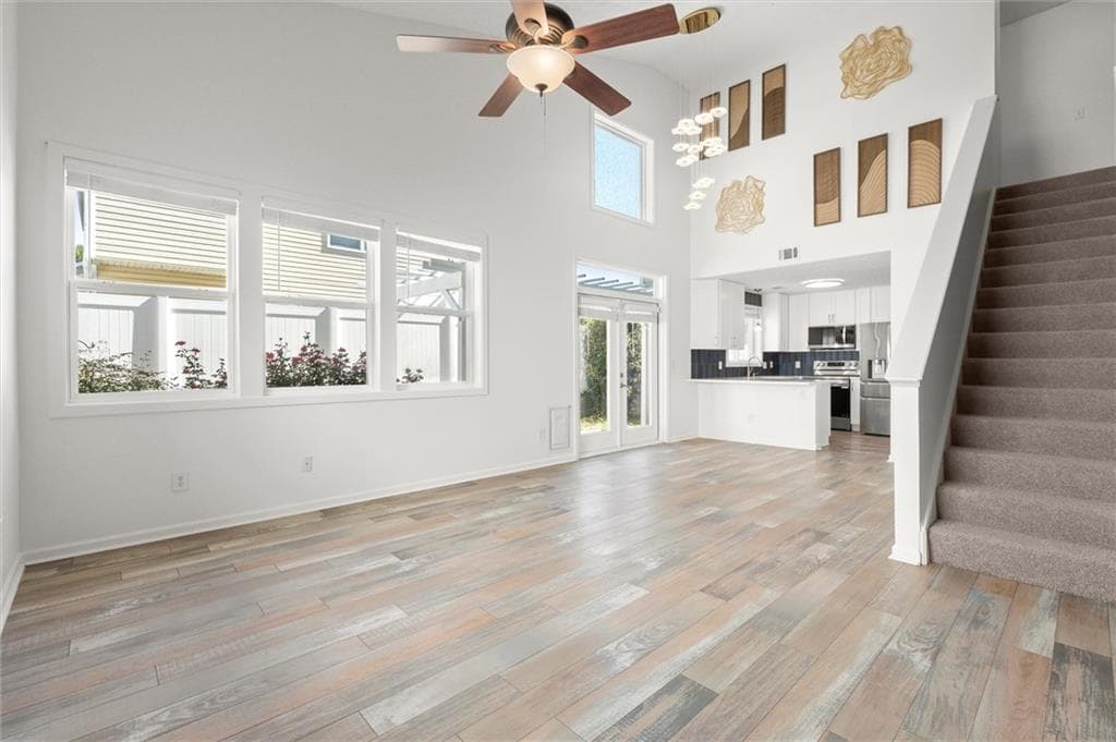2 bedroom, 3 bathroom, 1,293 sq ft single family residence for sale at 325 Hiawassee Drive, Woodstock, GA 30188 — photo 10