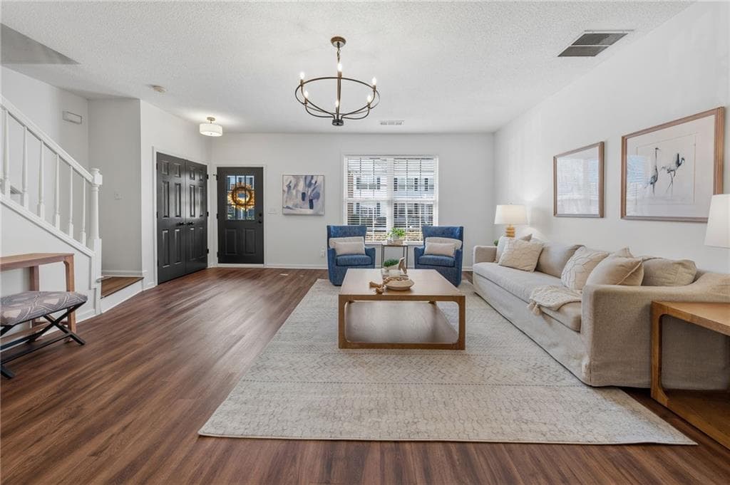 3 bedroom, 3 bathroom, 1,370 sq ft townhouse for sale at 13300 Morris Road 72, Milton, GA 30004 — photo 8