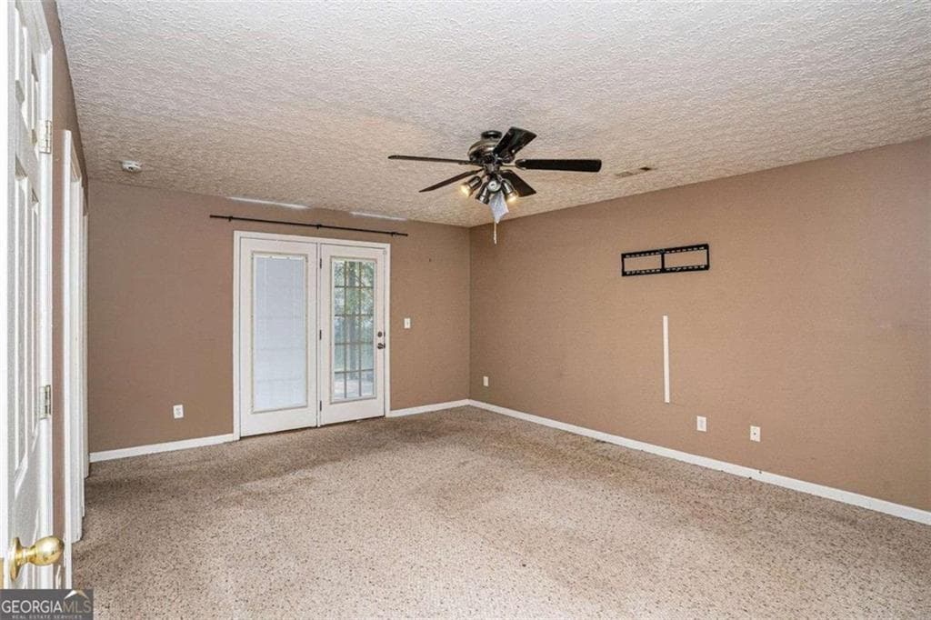 5 bedroom, 3 bathroom, 2,426 sq ft single family residence for rent at 2733 Cedar Tree Lane, Ellenwood, GA 30294 for $2,400 a month — photo 4
