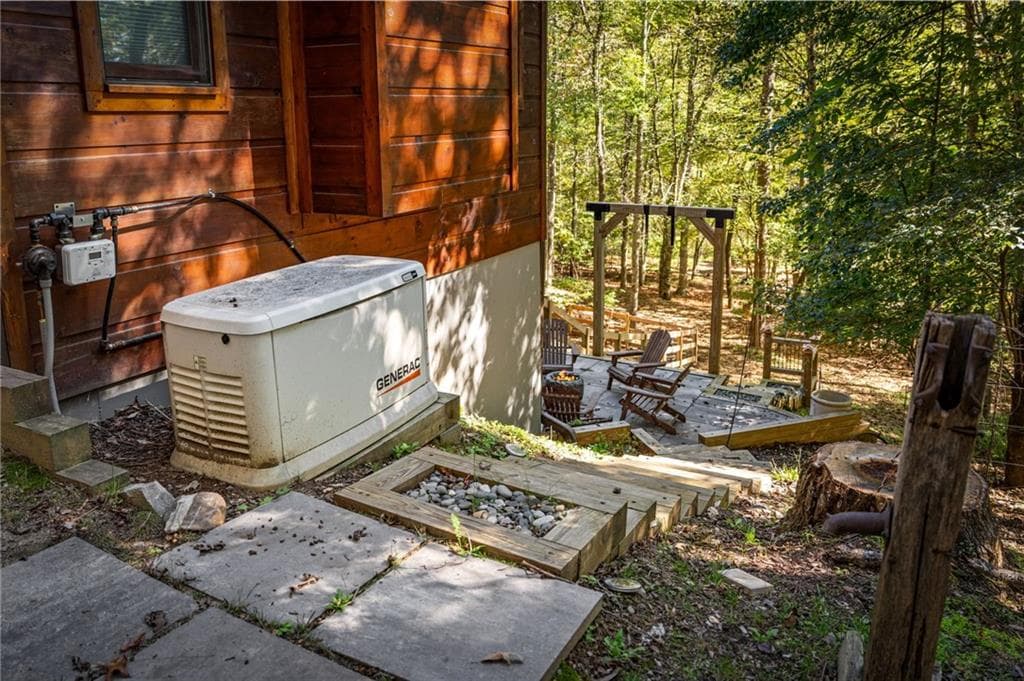 3 bedroom, 4 bathroom, 2,296 sq ft single family residence for sale at 111 Windy Valley Spur, Blue Ridge, GA 30513 — photo 7