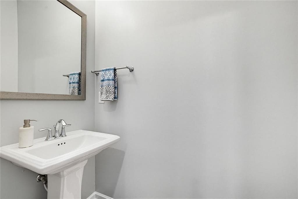 2 bedroom, 3 bathroom, 1,440 sq ft townhouse for sale at 629 Broadview Place, Atlanta, GA 30324 — photo 10