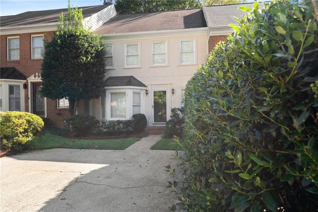 2 bedroom, 3 bathroom, 1,644 sq ft townhouse for sale at 1407 Old Virginia Court, Marietta, GA 30067 — photo 4