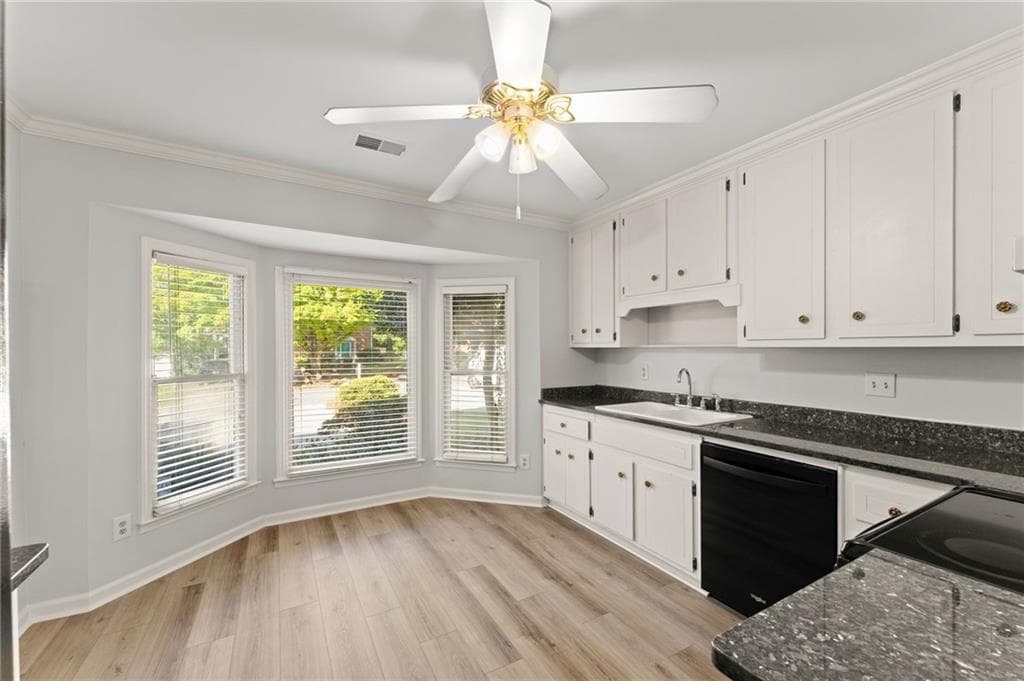 2 bedroom, 3 bathroom, 1,644 sq ft townhouse for sale at 1407 Old Virginia Court, Marietta, GA 30067 — photo 7
