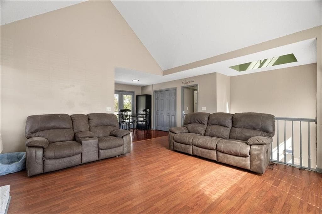4 bedroom, 3 bathroom, 1,804 sq ft single family residence for sale at 132 Pin Oak Lane, Calhoun, GA 30701 — photo 3