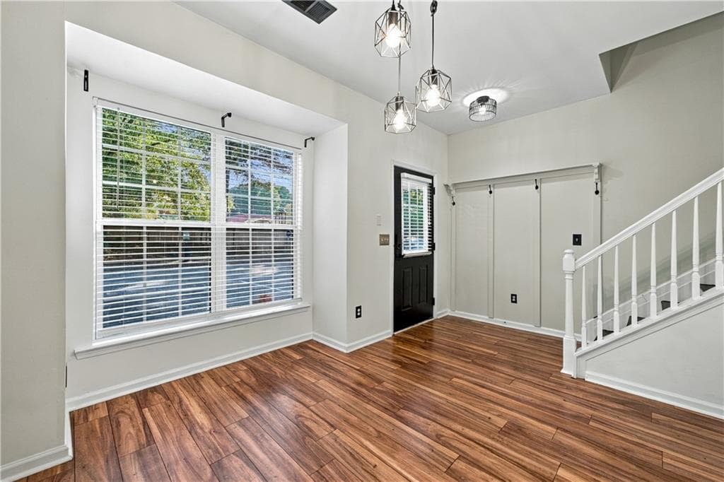 2 bedroom, 3 bathroom, 1,256 sq ft townhouse for rent at 310 Paden Cove Trail, Lawrenceville, GA 30044 for $2,100 a month — photo 7