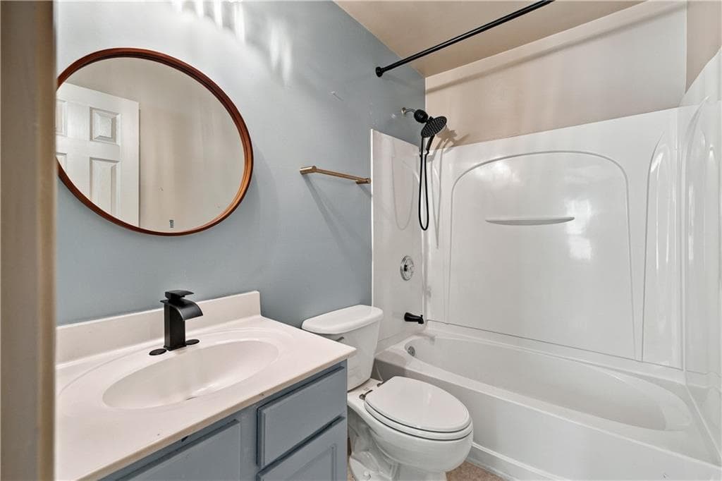 2 bedroom, 3 bathroom, 1,256 sq ft townhouse for rent at 310 Paden Cove Trail, Lawrenceville, GA 30044 for $2,100 a month — photo 8
