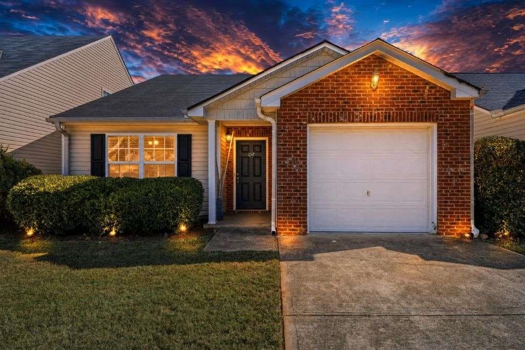 3 bedroom, 2 bathroom, 1,497 sq ft single family residence for sale at 157 Alton Circle, Villa Rica, GA 30180
