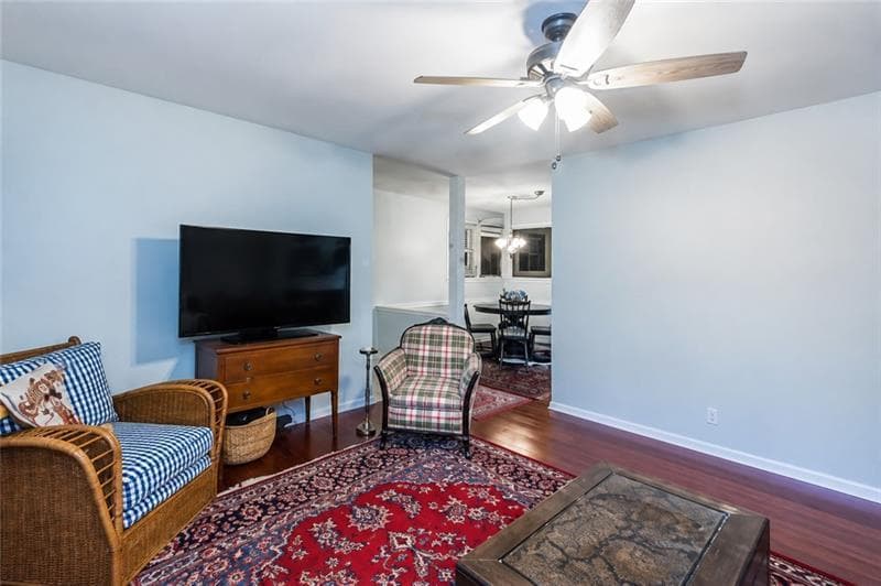 1 bedroom, 1 bathroom, 824 sq ft condominium for sale at 14 Cantey Place, Atlanta, GA 30327 — photo 8