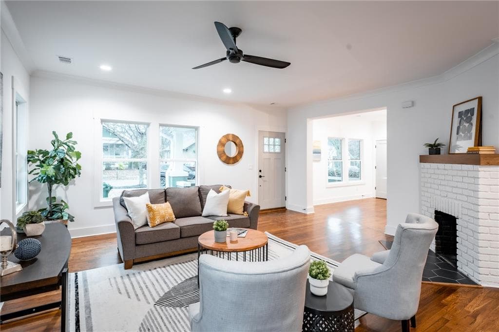 3 bedroom, 2 bathroom, 1,692 sq ft single family residence for rent at 465 Hemlock Circle, Atlanta, GA 30316 for $3,390 a month — photo 4