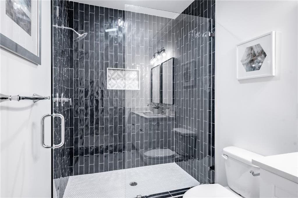 3 bedroom, 2 bathroom, 1,692 sq ft single family residence for rent at 465 Hemlock Circle, Atlanta, GA 30316 for $3,390 a month — photo 8