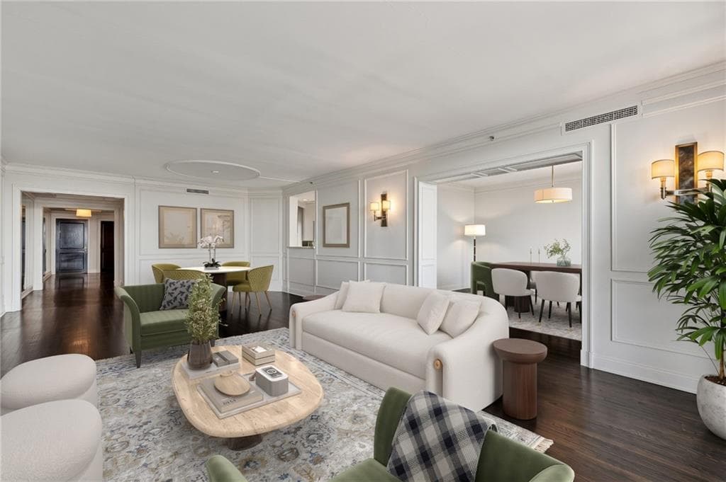 2 bedroom, 2 bathroom, 2,403 sq ft condominium for sale at 2660 Peachtree Road 25G, Atlanta, GA 30305 — photo 9