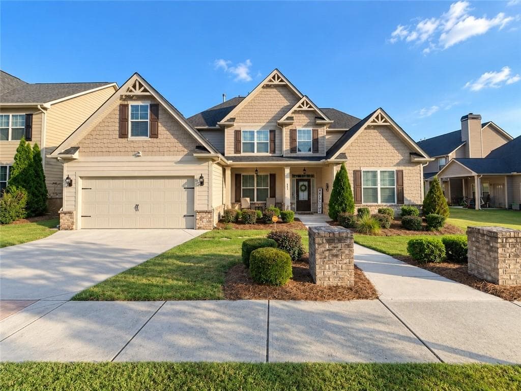5 bedroom, 6 bathroom, 3,558 sq ft single family residence under contract at 682 Mallard Cove, Loganville, GA 30052