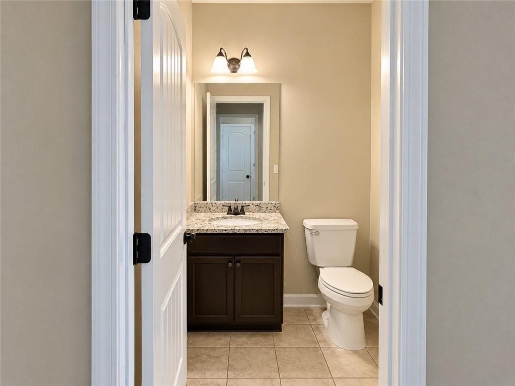 5 bedroom, 6 bathroom, 3,558 sq ft single family residence under contract at 682 Mallard Cove, Loganville, GA 30052 — photo 5