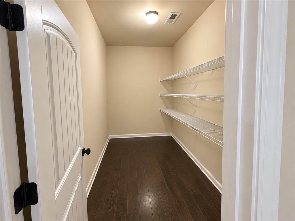5 bedroom, 6 bathroom, 3,558 sq ft single family residence under contract at 682 Mallard Cove, Loganville, GA 30052 — photo 10