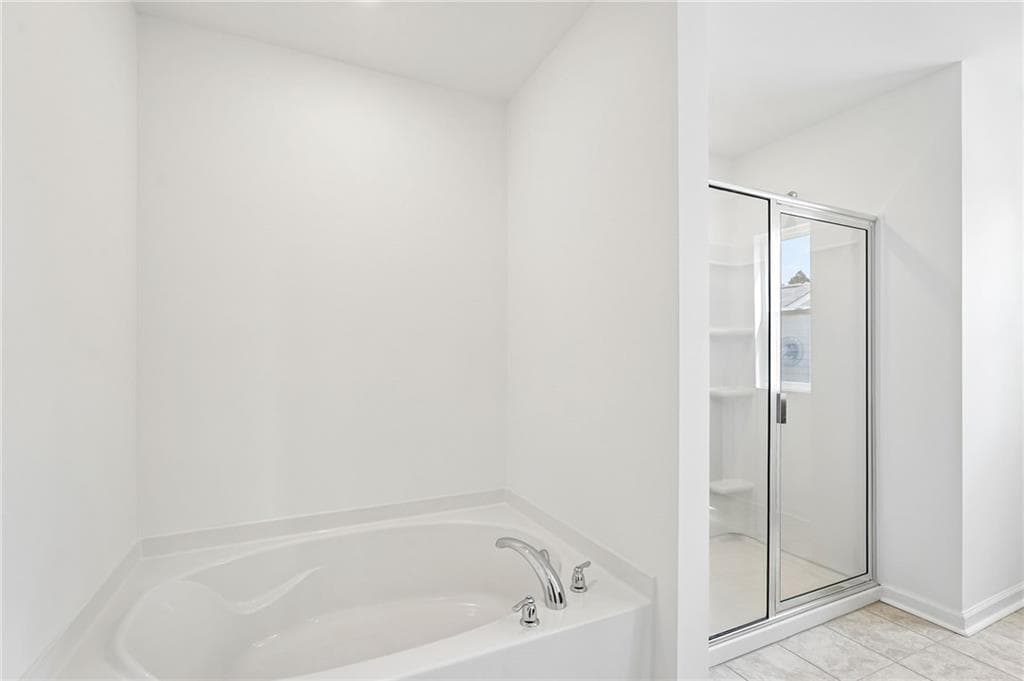 3 bedroom, 3 bathroom, 2,268 sq ft single family residence for sale at 225 Groveton Court, Euharlee, GA 30145 — photo 5