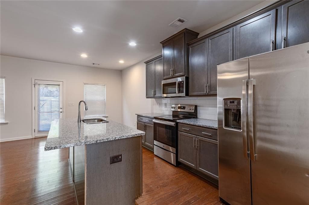 3 bedroom, 3 bathroom, 1,712 sq ft townhouse for rent at 5272 Mill Way, Stone Mountain, GA 30083 for $2,100 a month — photo 6