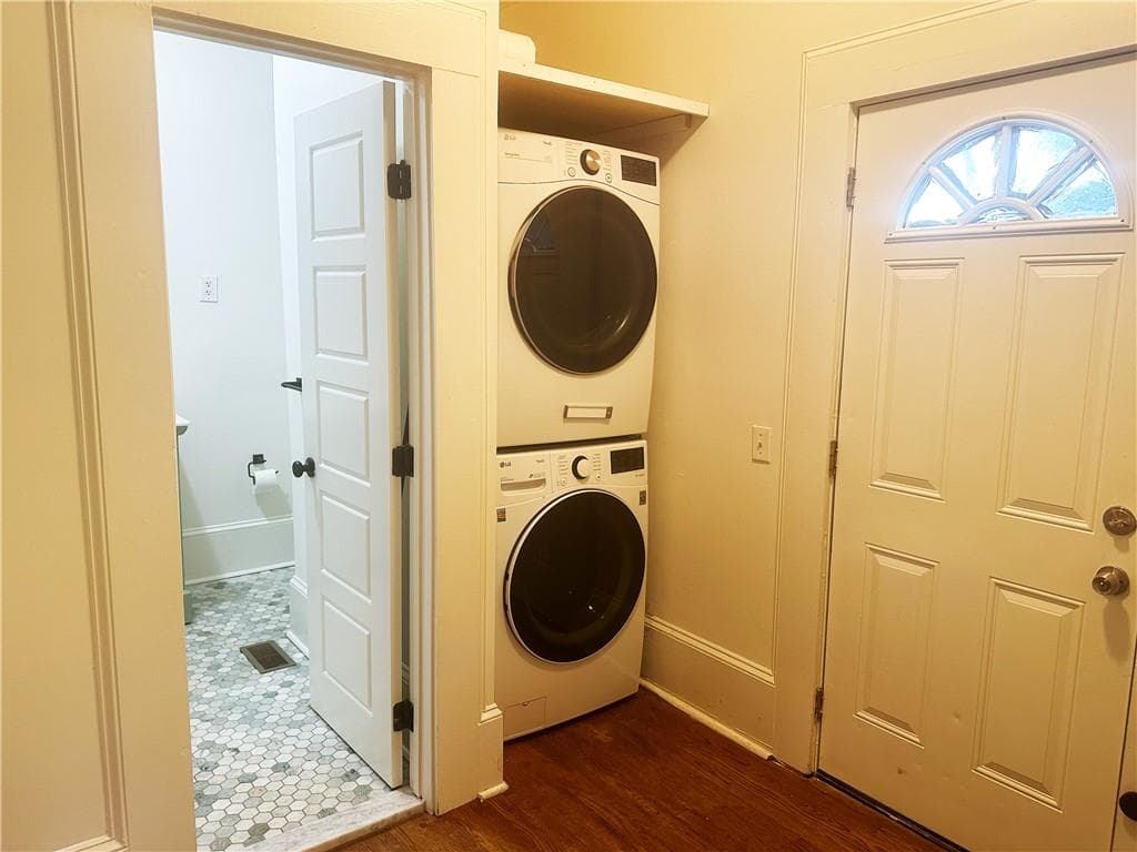 2 bedroom, 2 bathroom, 1,286 sq ft single family residence for rent at 3088 Dunn Street, Smyrna, GA 30080 for $3,000 a month — photo 9