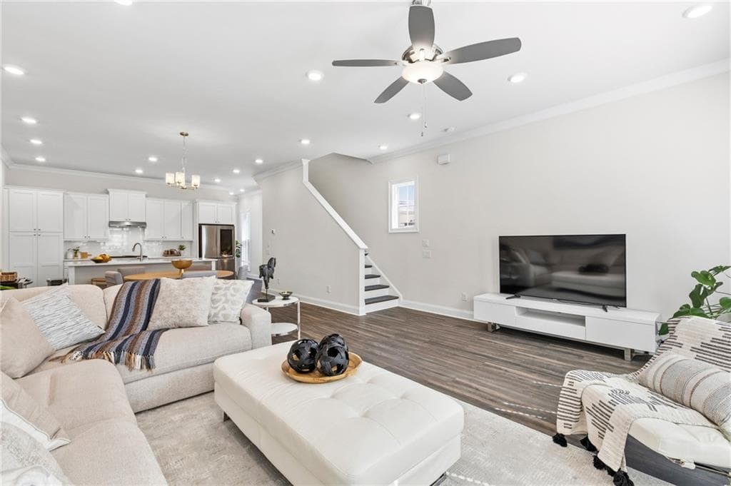 3 bedroom, 4 bathroom, 2,142 sq ft townhouse for sale at 1847 La Dawn Lane, Atlanta, GA 30318 — photo 7