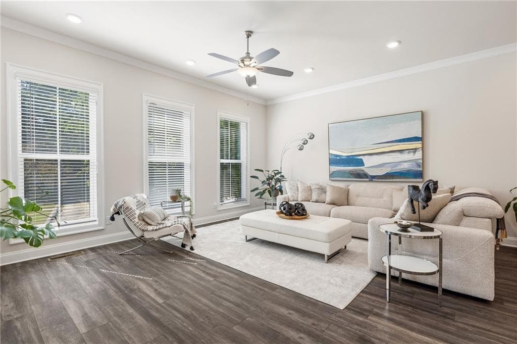 3 bedroom, 4 bathroom, 2,142 sq ft townhouse for sale at 1847 La Dawn Lane, Atlanta, GA 30318 — photo 10