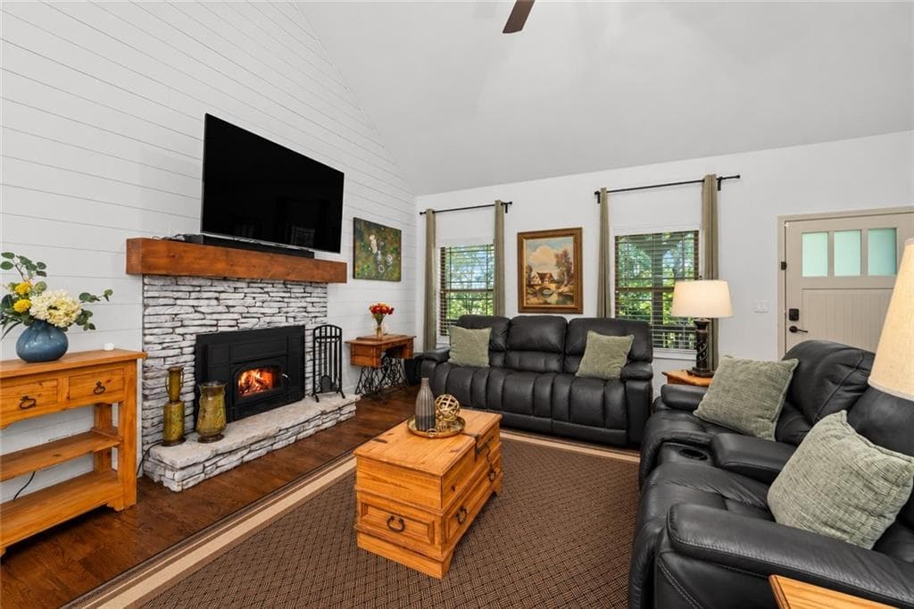 5 bedroom, 4 bathroom, 3,746 sq ft single family residence for sale at 311 Old White Oak Trail, Dawsonville, GA 30534 — photo 3