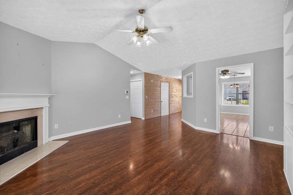 3 bedroom, 2 bathroom, 1,400 sq ft single family residence for sale at 6285 Huntcliff Drive, Flowery Branch, GA 30542 — photo 8