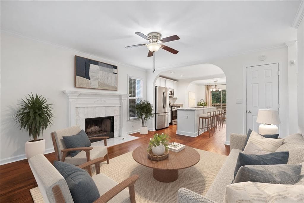 3 bedroom, 2 bathroom, 1,238 sq ft single family residence for sale at 994 Rawlins Street, Atlanta, GA 30315 — photo 2