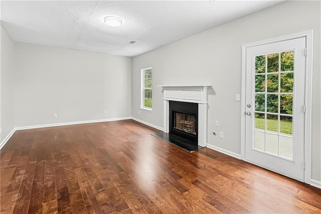 3 bedroom, 3 bathroom, 2,172 sq ft single family residence for sale at 3584 Cherry Bloom Way, Decatur, GA 30034 — photo 2