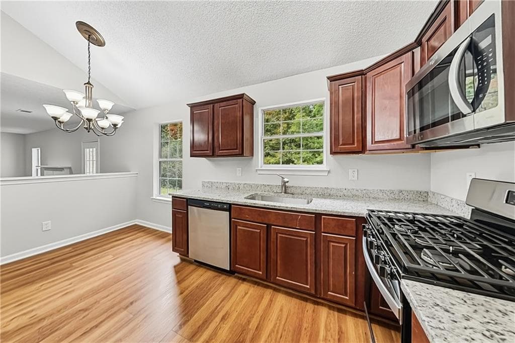 3 bedroom, 3 bathroom, 2,172 sq ft single family residence for sale at 3584 Cherry Bloom Way, Decatur, GA 30034 — photo 6
