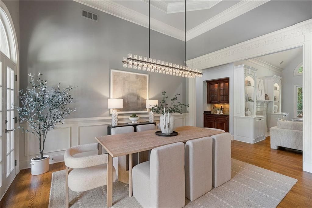 5 bedroom, 6 bathroom, 5,567 sq ft single family residence for sale at 2915 Spindletop Drive, Cumming, GA 30041 — photo 5