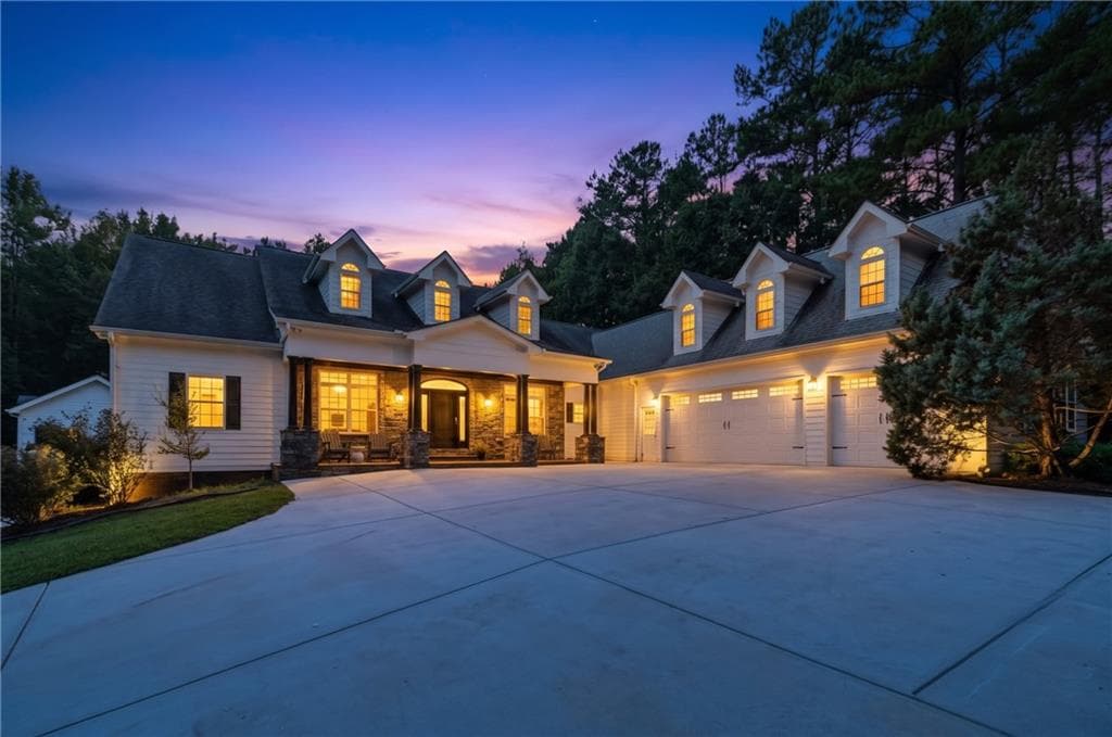 4 bedroom, 6 bathroom, 4,904 sq ft single family residence for sale at 582 Knox Chapel Road, Social Circle, GA 30025