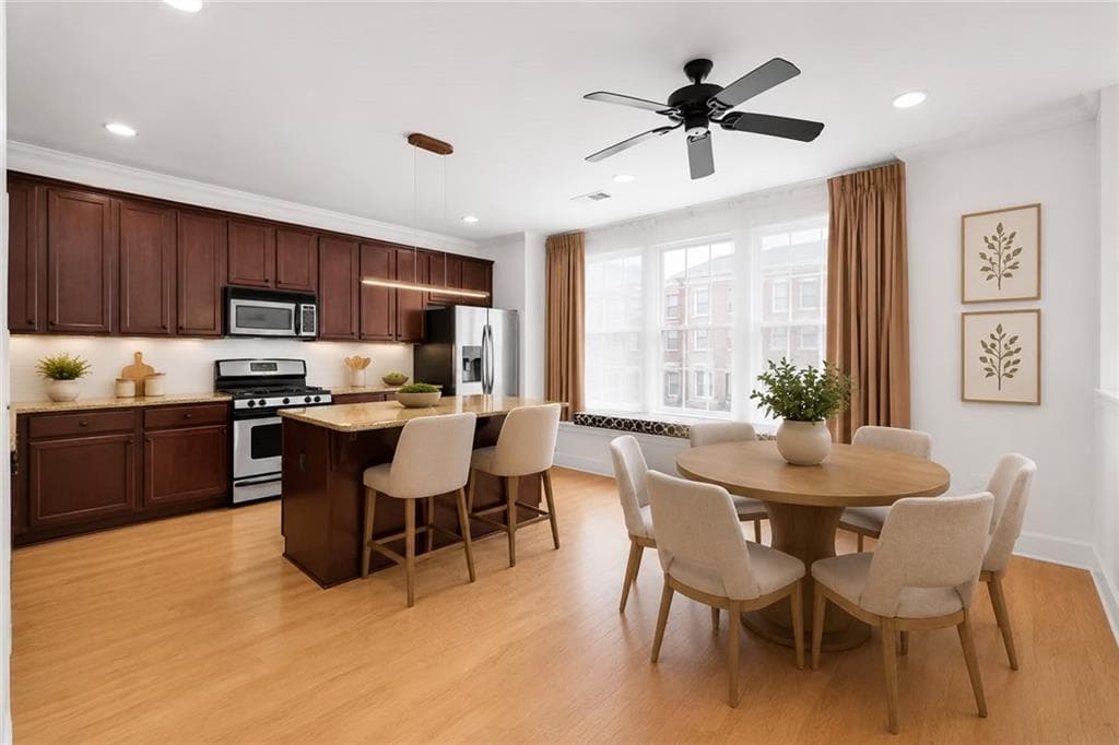 3 bedroom, 4 bathroom, 2,580 sq ft townhouse for rent at 3743 Chattahoochee Summit Drive 2, Atlanta, GA 30339 for $3,500 a month — photo 6
