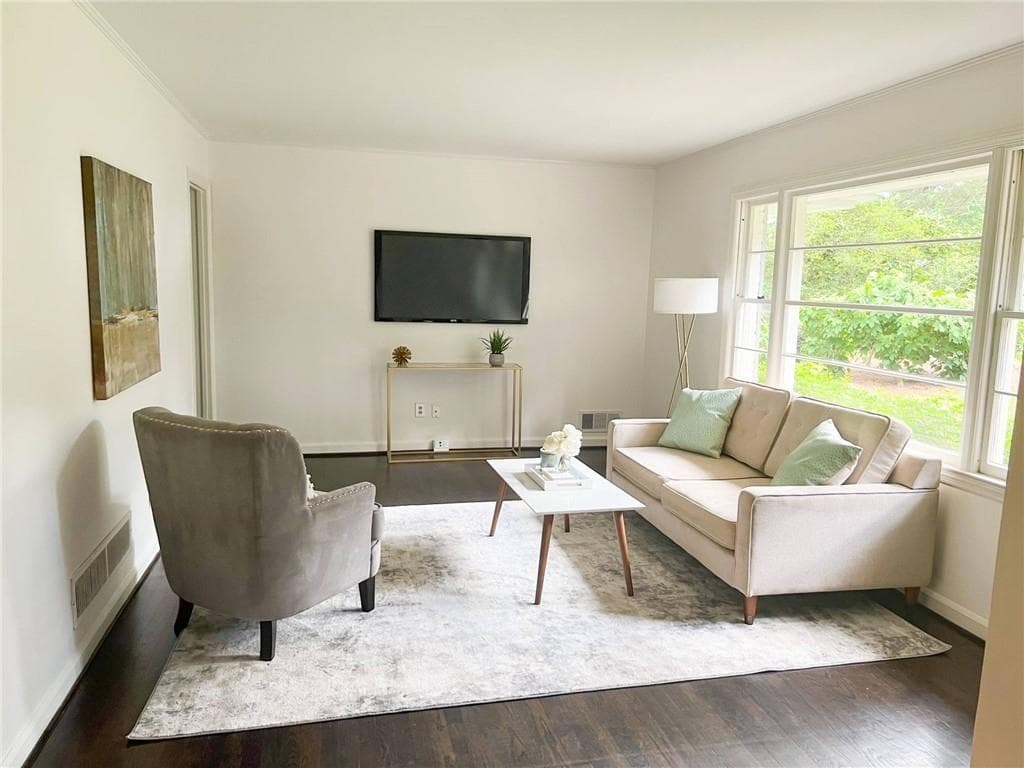 3 bedroom, 2 bathroom, 1,341 sq ft single family residence for rent at 1936 Wellona Place, Atlanta, GA 30345 for $2,900 a month — photo 2