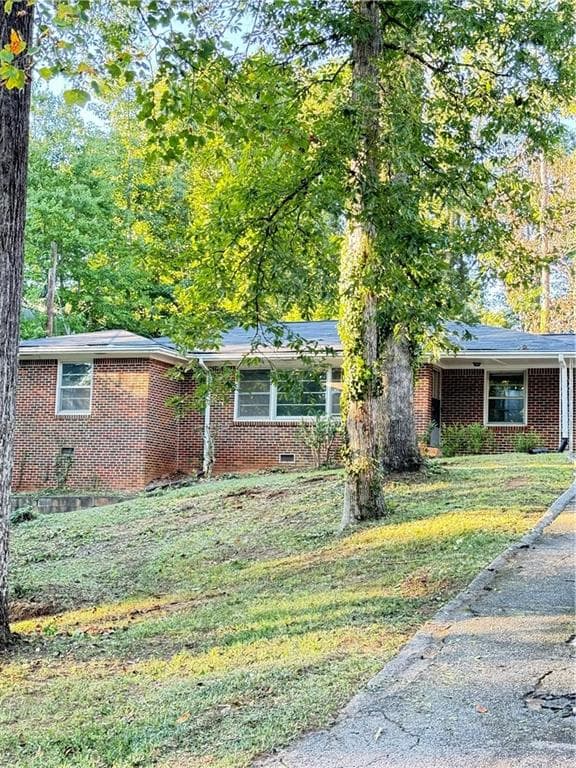 3 bedroom, 2 bathroom, 1,630 sq ft single family residence for rent at 2354 Greenglade Road, Atlanta, GA 30345 for $2,900 a month