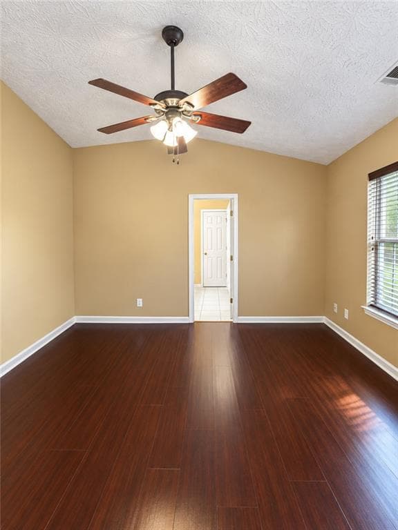 3 bedroom, 2 bathroom, 1,300 sq ft single family residence for rent at 10636 Cherry Cove, Jonesboro, GA 30238 for $1,900 a month — photo 6