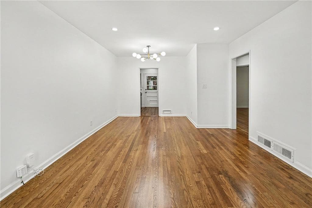 2 bedroom, 1 bathroom, 816 sq ft duplex for rent at 2240 Stephen Long Drive B, Atlanta, GA 30305 for $2,350 a month — photo 6