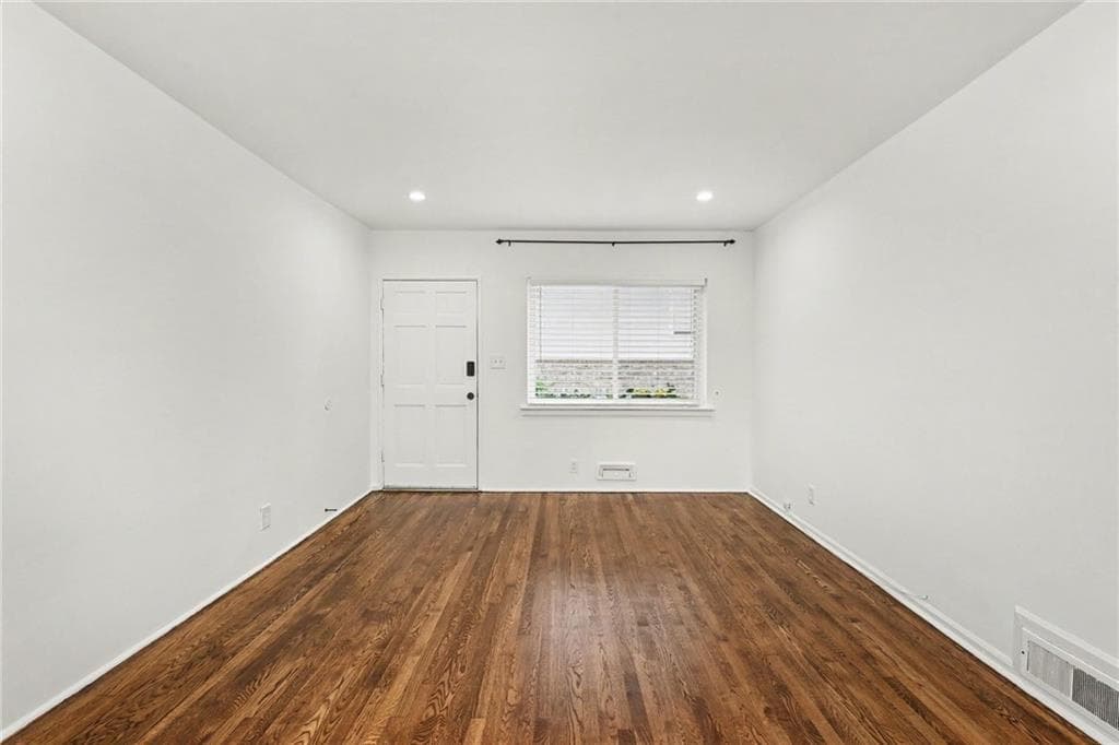 2 bedroom, 1 bathroom, 816 sq ft duplex for rent at 2240 Stephen Long Drive A, Atlanta, GA 30305 for $2,500 a month — photo 5