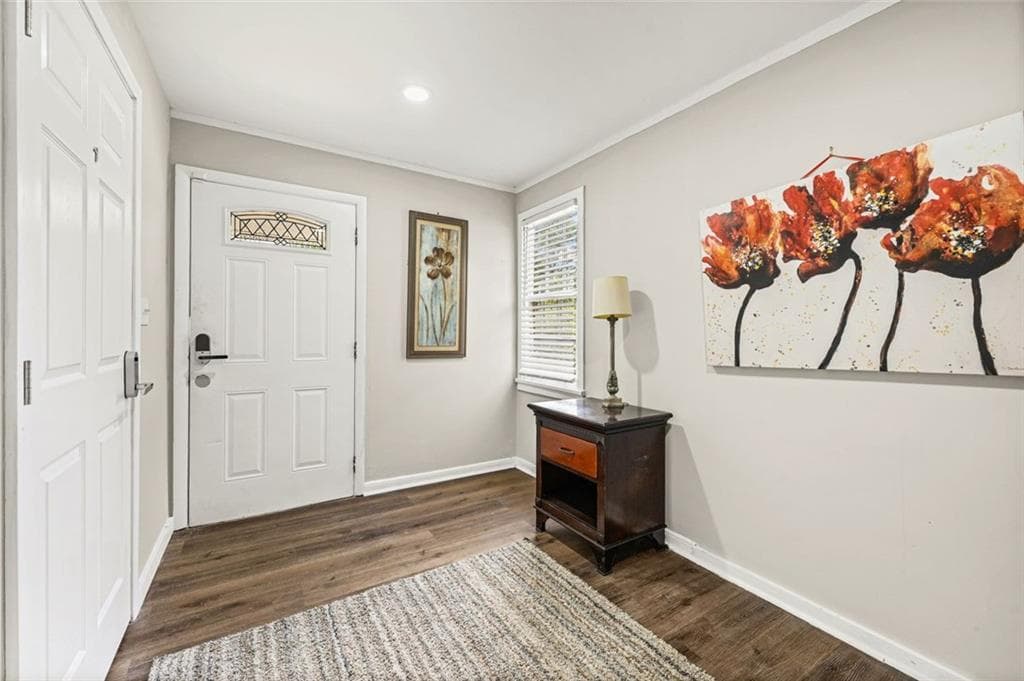 6 bedroom, 3 bathroom, 1,273 sq ft single family residence for sale at 1932 Oana Street, Atlanta, GA 30310 — photo 6
