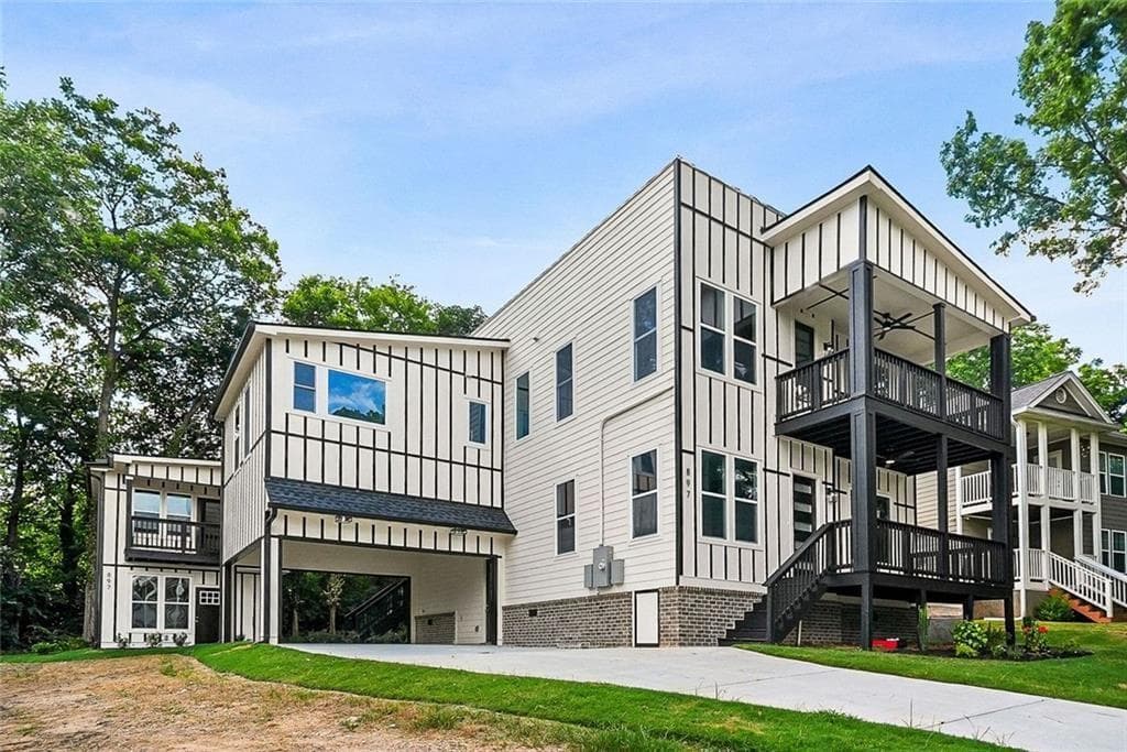 10 bedroom, 8 bathroom, 3,945 sq ft single family residence for rent at 897 Coleman Street, Atlanta, GA 30310 for $5,000 a month — photo 1 of 1