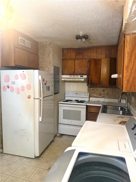 1 bedroom, 1 bathroom, 750 sq ft condominium for sale at 4701 Flat Shoals Road 21C, Union City, GA 30291 — photo 3