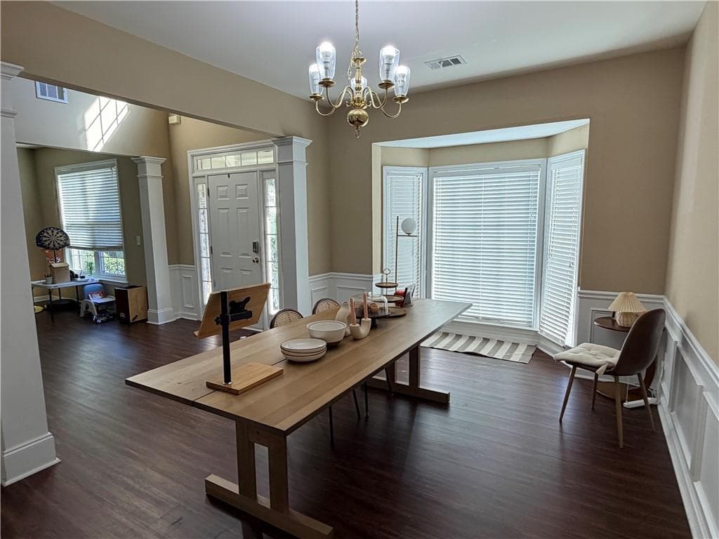 4 bedroom, 3 bathroom, 2,658 sq ft single family residence for rent at 609 Glen Creek Way, Buford, GA 30518 for $2,800 a month — photo 4
