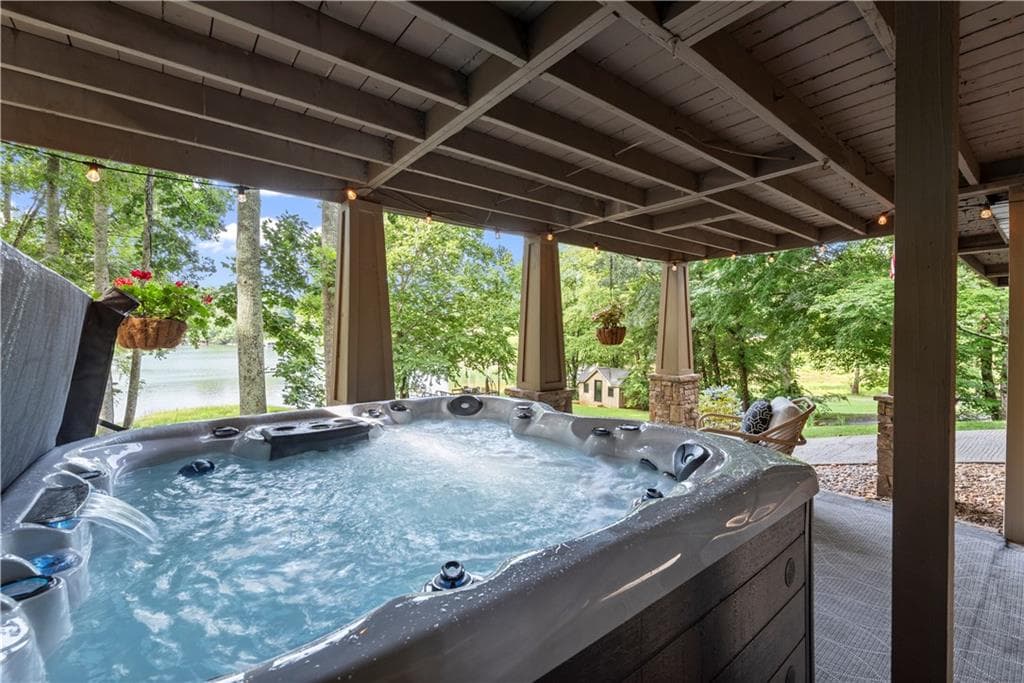 4 bedroom, 4 bathroom, 3,201 sq ft single family residence for sale at 3755 Woods Creek Drive, Young Harris, GA 30582 — photo 10